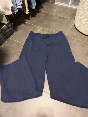 Aritzia Navy Sweatpants with Drawstring Waist